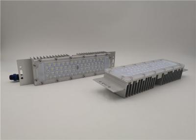 Chine 40 watts ont mené le module SMD3030 pour 298 * 70 * 45.5mm, module mené de lampe de réverbère à vendre