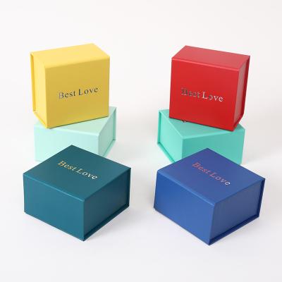 China New Style Best Love Jewelry Packaging Box Cardboard Material Necklaces Jewelry Box Gifts for sale