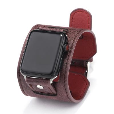 China For Apple Watch Band 42mm Leather Strap For iwatch 38mm 42mm Belt Wrist Watch Band 42mm 40mm Se 3 4 5 6 45mm Strap 41mm Leather Strap for sale