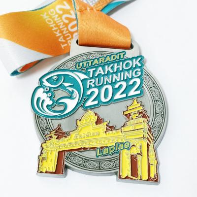 China Education Manufacturer Custom Metal Souvenir Zinc Alloy Race Sports 3D Marathon Medal With Ribbon for sale