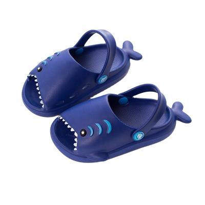 China 2021 Newest Cartoon Light Cute Shark Children's Slippers Indoor And Outdoor Light Non-slip Sandals Slippers For Kids for sale