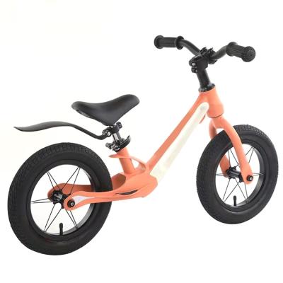 China High Quality 12 Inch Children's Magnesium Alloy Baby Walker Balance Bike No Pedal Magnesium Alloy Bicycle Bike for sale