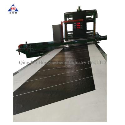 China 20 Cuts / Min Horizontal Cutting Machine 100mm To 1000mm Rubber Strip Bias Cutter for sale