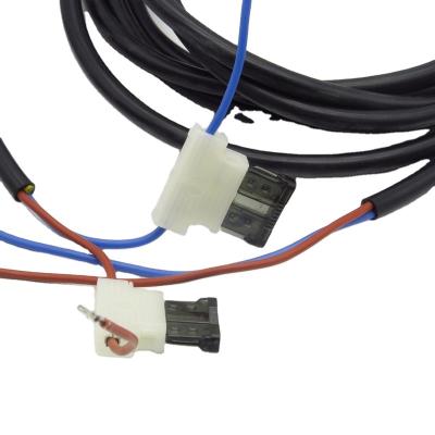 China Custom ODM Failsafe OEM Black Fuse Blade Car Automobile Wire Harness Parts Blade Automotive Wiring Fuse Over Mount for sale