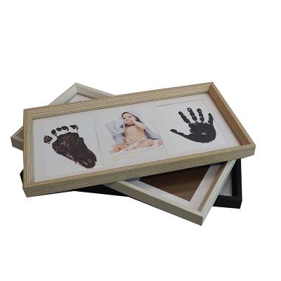 China New Mengkai 12 Months Souvenir MDF Classic/Postmodern Wooden Baby Hand Foot Foot Child Photo Frame for sale