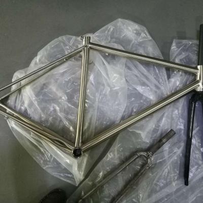 China Road Bikes 700C Reynolds 720 Lightweight Bike Frame for sale