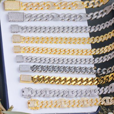 China Hiphop Stainless Steel Custom Tarnish Free Necklace 18K Gold Plated Cuban Link Design Chain Necklace For Men for sale