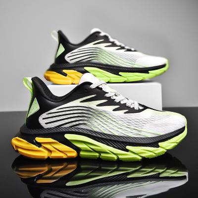 China New Fashion Trend Sneakers Men's Casual Shoes Luxury Men's Sneakers Chunky Heel Style Running Shoes Men's Running Shoes for sale