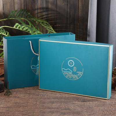 China Exquisite Reused Materials Mooncake Wholesale Luxury Gift Box Cake Card Paper Packaging Box for sale