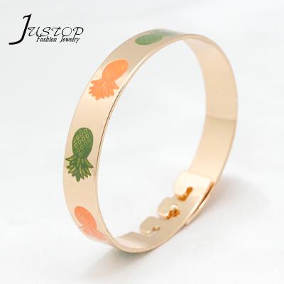 China 2020 Environmentally Friendly Epoxy Pineapple Enamel Bangle Women Fashion Jewelry Bangle Wholesale Colorful Enamel Bangle for sale