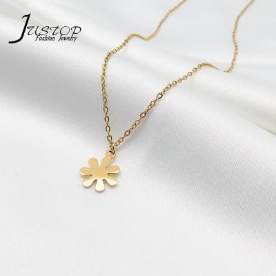 China Environmental Friendly Stainless Steel Necklace 18k Gold Plated Small Flower Pendant Necklace For Girls for sale