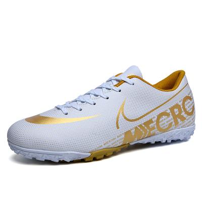 China Rubber Size 34-45 Hard Court Forming FG Soccer Boots Sport Indoor Turf Men Women Soccer Shoes Kids Futsal Cleats for sale