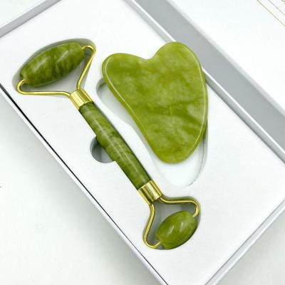 China 2Pcs Face Lift Green Jade Facial Roller Gua Sha Set With Box For Anti Aging Beauty Treatment for sale