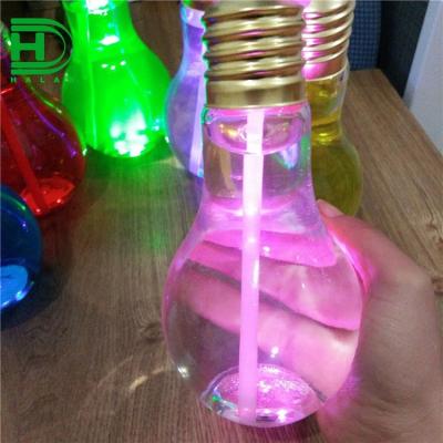 China Beverage Screen Printing Logo PET 400ML Beverage Bottle Smoothie Cold Brew Juice Light Bulb Bottle 700ML Plastic Bottle With LED for sale