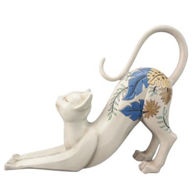 China Modern decorative Europe resin table top figurines decoration resin cat statues molds home decor for sale