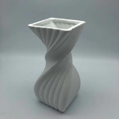 China Handmade Ceramic Vases Decoration Accessories Home Vases For Home Decor Vases White Set for sale