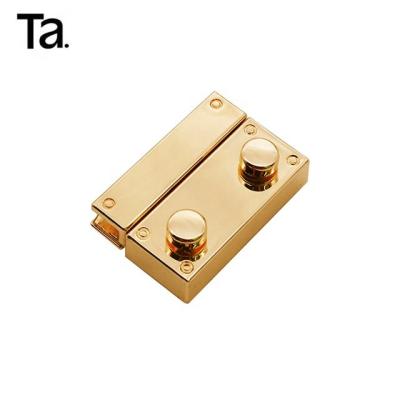 Cina TANAI Guangzhou Manufacture Metal Handbag Accessories Handbag Decoration Eco - Friendly Lock in vendita