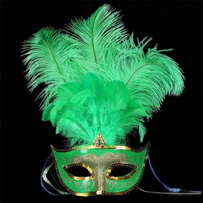 China Carnival mardi gras feather masks with ostrich feathers for sale