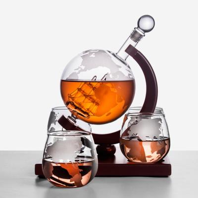 China Recycling 800ML Globe Shaped Glass Whiskey Decanter Set 4 Glasses With Wooden Base for sale