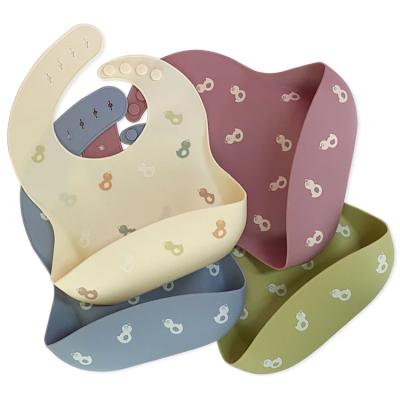 China Hot Sale BPA Free Amazon Duck Feeding Supply Silicone Bibs Clean Easy Convenient Reusable For Babies for sale