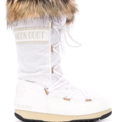 China ARCH SUPPORT 2021 new style chunky sole girl white fur boots woman winter noon boot for sale