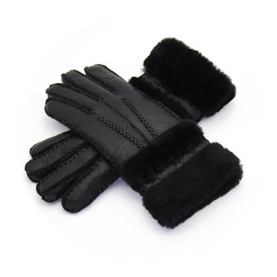 China Winter Winter Gloves Sheepskin Cashmere Fur Warm Gloves Ladies Full Finger Fashion Genuine Leather Mitten Five Finger Gloves for sale