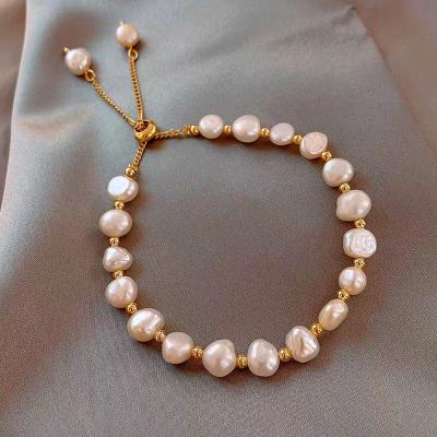 China FASHION manufacturers sell sexy woman's gift pearl charm natural pearl baroque bracelet pearl bracelets 18k gold freshwater bracelet for sale