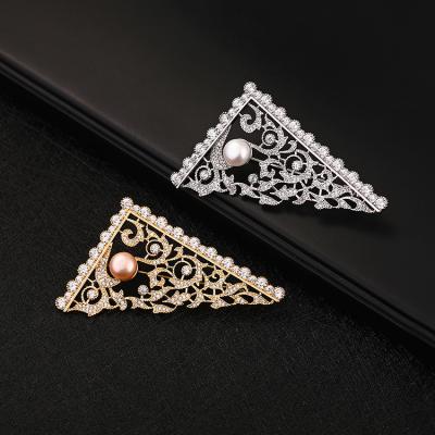 China Fashionable 2021Premium Quality Newest Brooch Pin Men's Pin CC Brooch Pin for sale