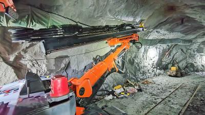 China KD06A-1BCD Hydraulic Jumbo Rock Drill For Small Underground Mining Operations for sale