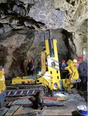 China Underground Mining Raise Borer Machine KDTJ-3000L 6910X1750X2020 Dimensions for sale