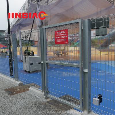 China Square Mesh Fence Panels Post Green Wire Mesh Fence Easily Assembled Welded Wire Mesh Fence for sale