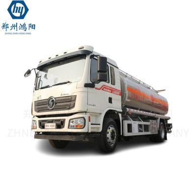 China Howo Dongfeng Chassis Oil Tank Truck for Diverse Petroleum Transportation Requirements for sale