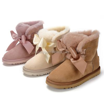 China Fashion breathable women lamb fur leather boots winter women snow boots sheep wool hangers boots women for sale