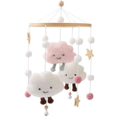 China Soft Kids Room Decor Baby Shower Gift Kids Hanging Handmade Toys Wooden Stars and Cute Baby Hutch Cloud Mobile Crib for sale