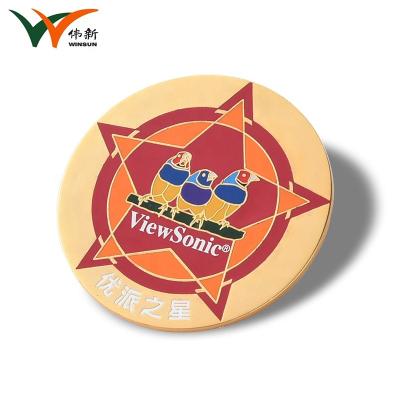 China Custom Cute Pocket Enamel Lapel Pin Badges , Butterfly Suit Pin Badge for sale