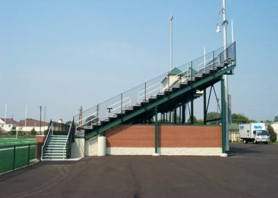 Chine Le stade en aluminium de balustrade verticale de piquet pose les grandins en aluminium extérieurs pour le spectateur à vendre