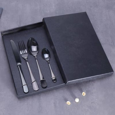 China Christmas Gift Sustainable Kitchenware Fork And Spoon Set 304 Stainless Steel Cutlery Set With Gift Box For Party for sale