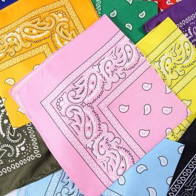 China Low MOQ Multifunctional Camouflage Color Bandana Square 100% Polyester Cotton Bandana for sale