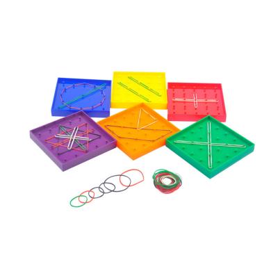 China 3+ Montessori Toy Educational Geo Board with Elastic Bands 12.5*12.5cm Plastic Double Sided Geoboard for sale