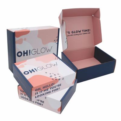 China Recycled Materials Custom Corrugated White Black Holographic Paper Box Shipping Mailer Boxes For Socks Packaging for sale