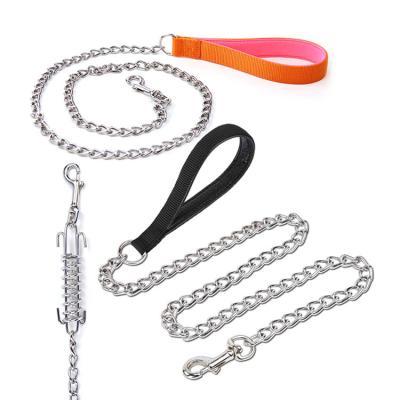 China Custom Design Attractive Heavy Duty Metal Quick Release Pet Stainless Steel P Chain Dog Leash Leads With Padded Handle for sale