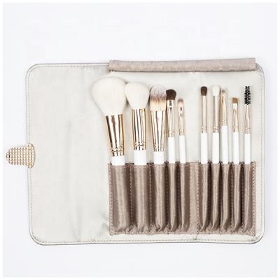 China Angular Blush Professional Manufacturer Cosmetic Set Cute High Quality Makeup Brushes for sale