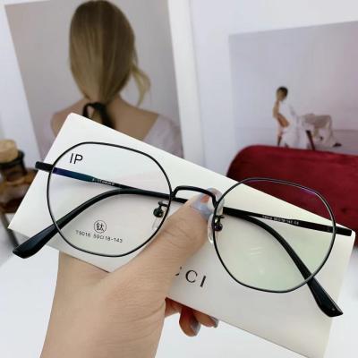 China 2020 newest fashionable blue light anti glass metal frames TR shape glass optical frames female metal for wholesale for sale