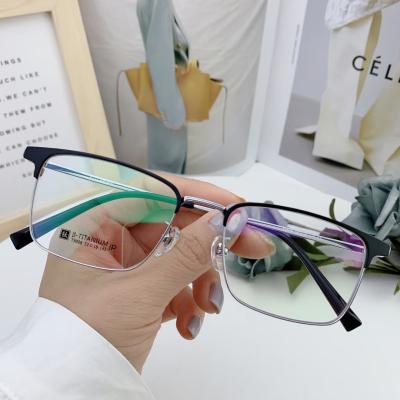 China 2021 Fashion Newest Design Titanium Optical Sights Shape Blue Light Blocking Highest Quality Men's Glasses Read Men's WKT9008 for sale