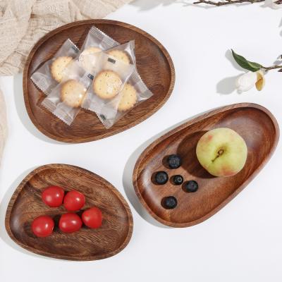 China Viable Restaurant Kitchen Tableware Products Thick Personalized Reusable Natural Acacia Wood Serving Dishes For Food for sale