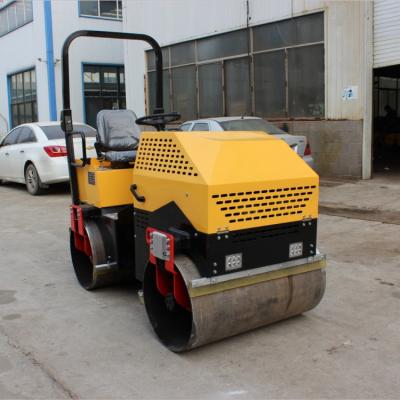 China Farms 2 Ton Hydraulic Ride On Double Drum Road Roller for sale