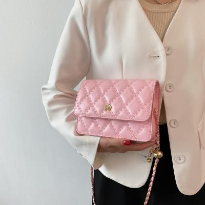 China 2021 fashion newcomers cute small square handbags famous brands chain retro ladies purses for sale