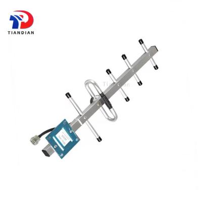 China Outdoor 900M Yagi Antenna Long Range Signal Booster Gsm Directional Antenna 470mm for sale