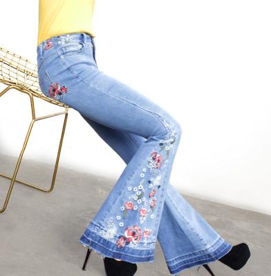 China Women's Latest Street Style Breathable Jeans Loose Wide Leg Jeans Custom Logo Plus Size Women's Jeans for sale