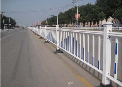 China Highway Metal Safety Road Fence Barrier Electro Galvanized Surface 10-50m Roll for sale